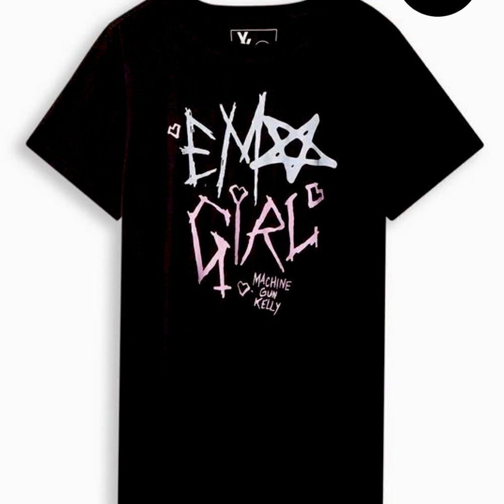 Torrid Women’s Plus Machine Gun Kelly Graphic Design T-Shirt Top